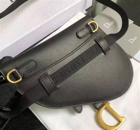 pochete dior